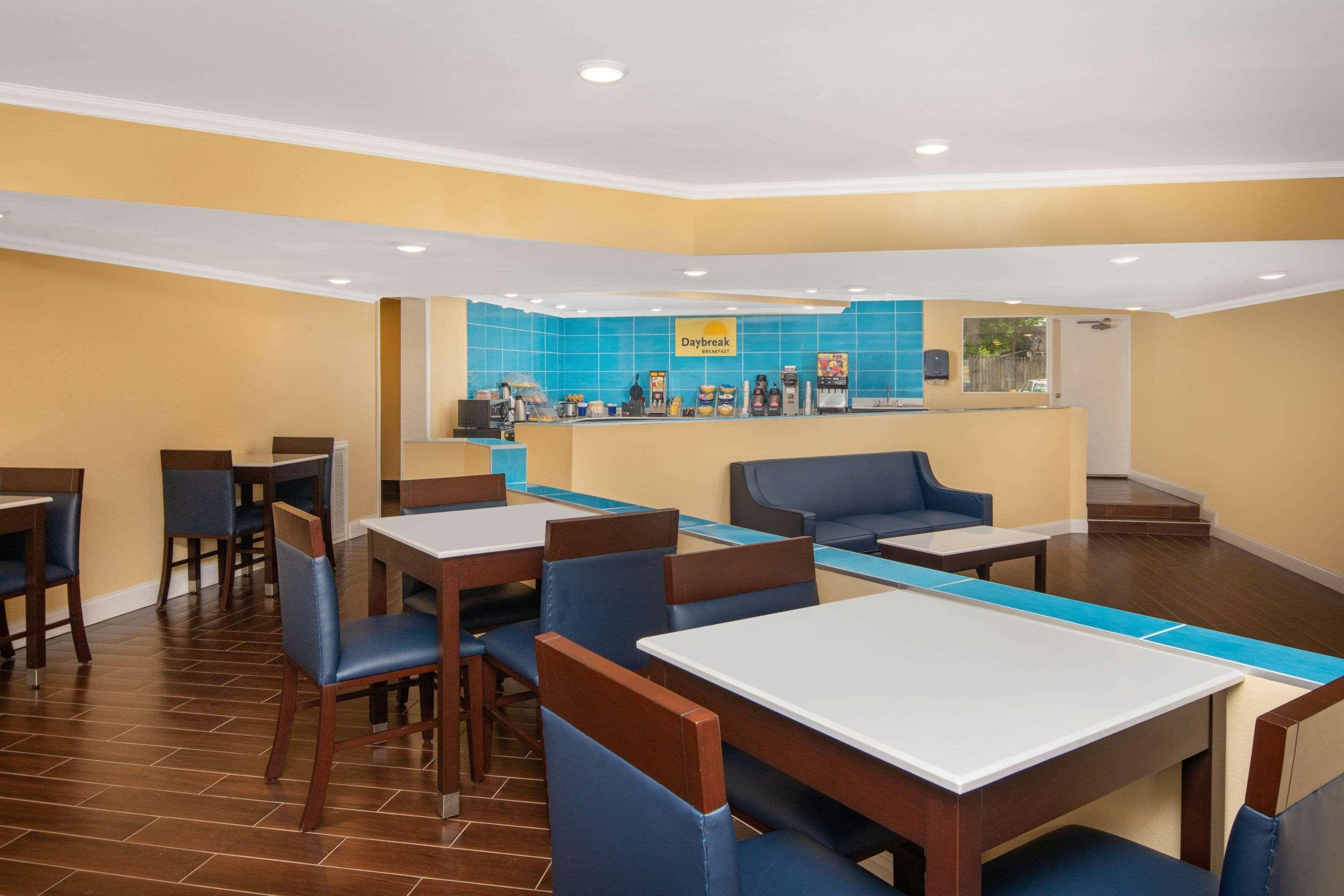 Days Inn By Wyndham Muscle Shoals Ngoại thất bức ảnh
