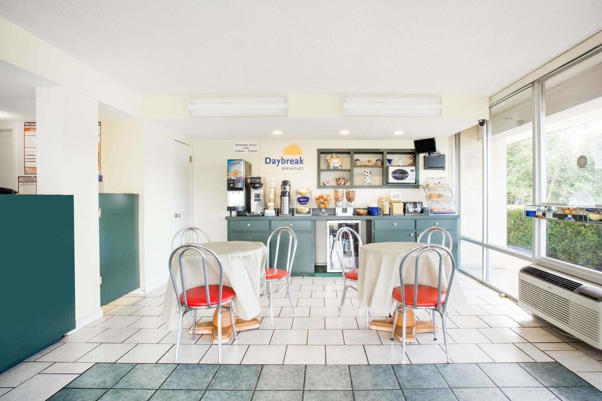 Days Inn By Wyndham Muscle Shoals Ngoại thất bức ảnh